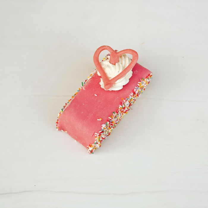 Lagkagesnitte (Afh. tidligst kl. 10.00)