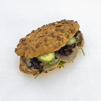 Sandwich m. Frikadelle og rødkål