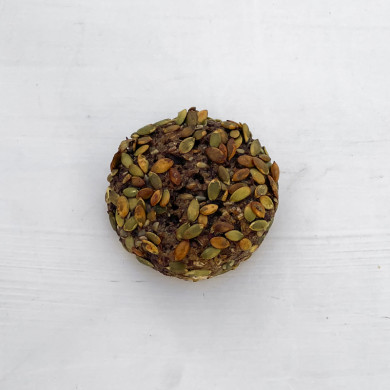 Rugbrødsbolle m/valnødder