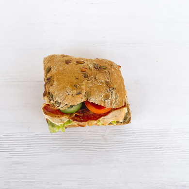 Sandwich m. kylling & bacon