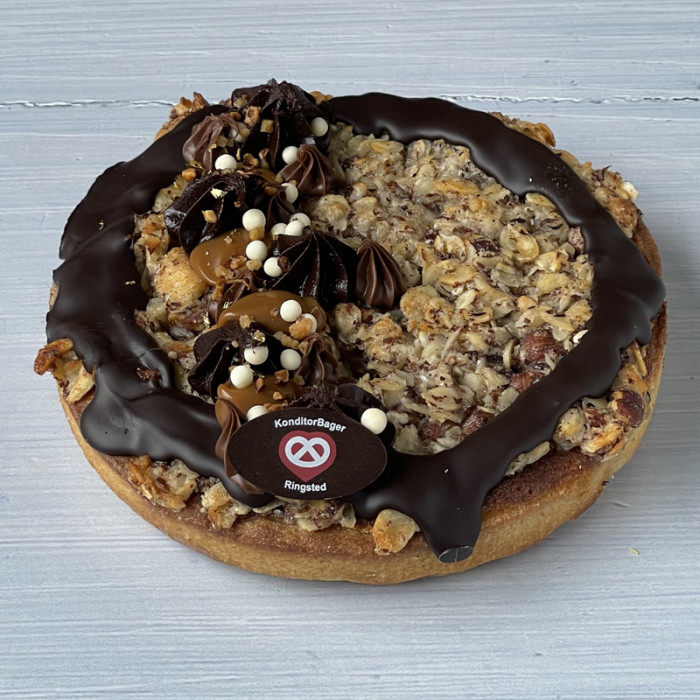 Nødde karamel tærte